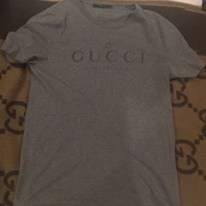 Grey Gucci T-shirt